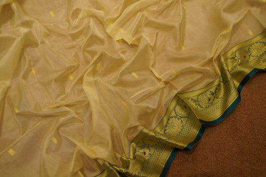 Peshwai Silk