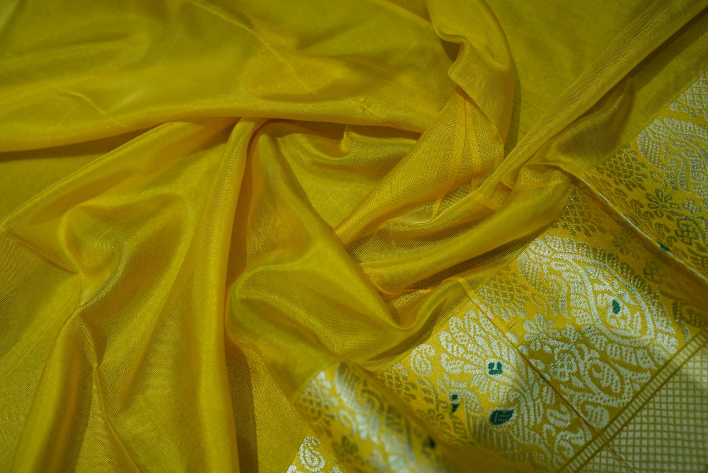 Peshwai Silk