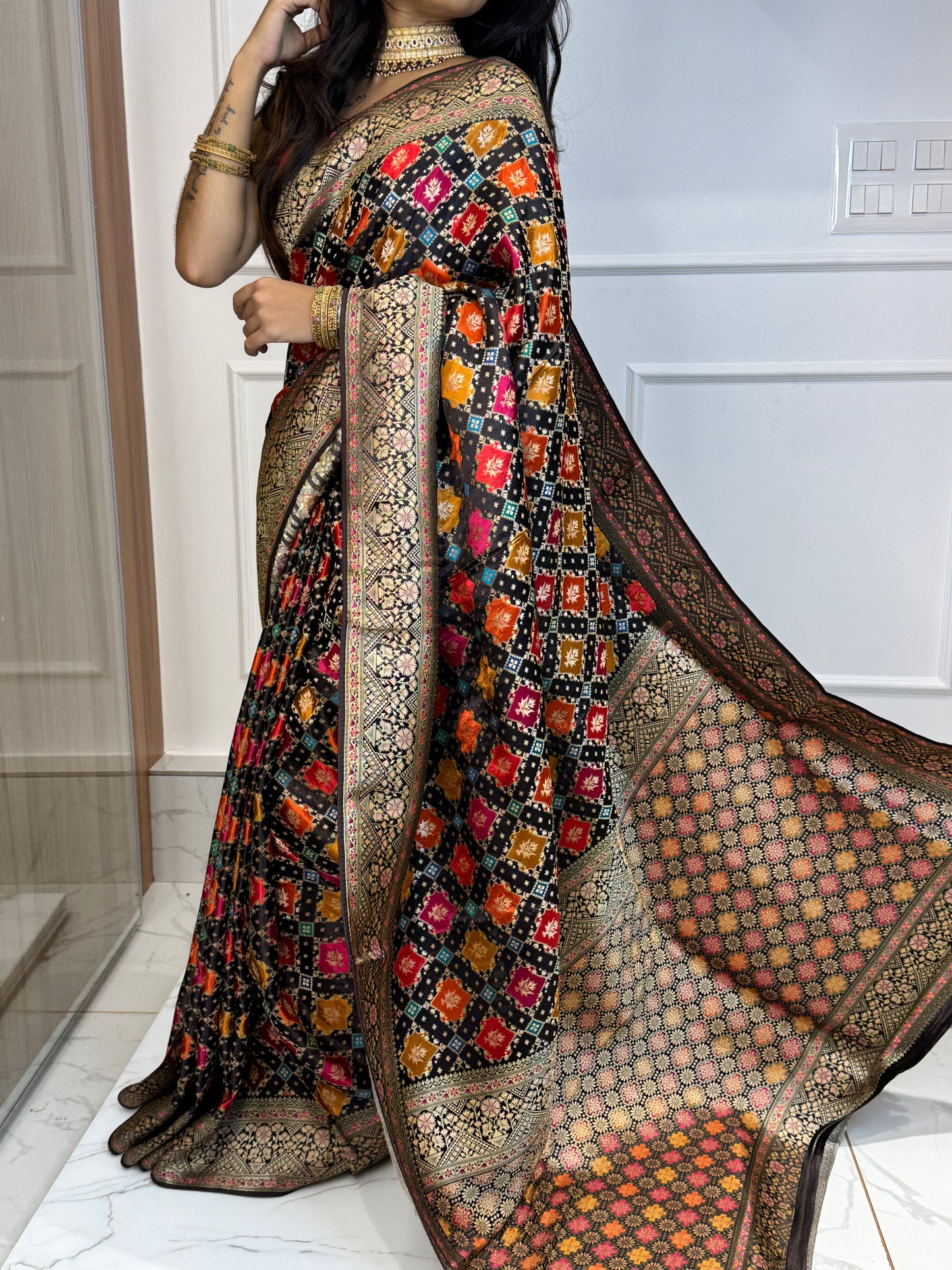 SATIN RANGKAT