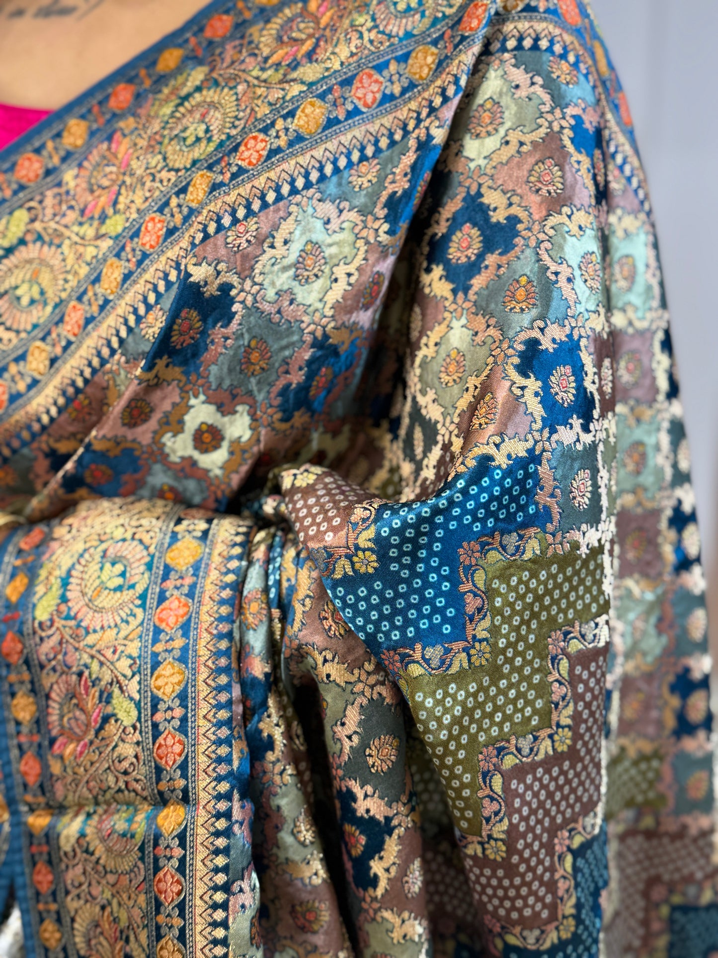 SATIN RANGKAT