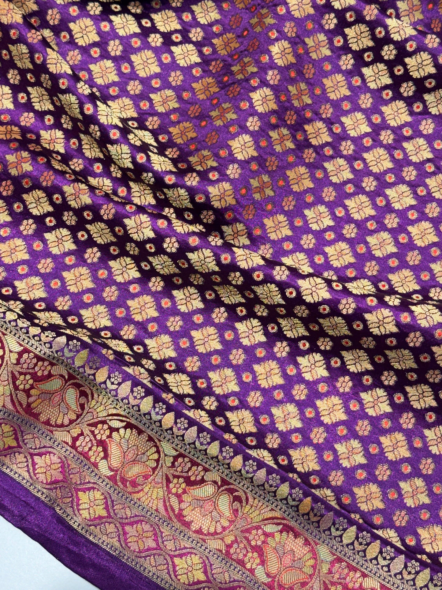 SATIN RANGKAT