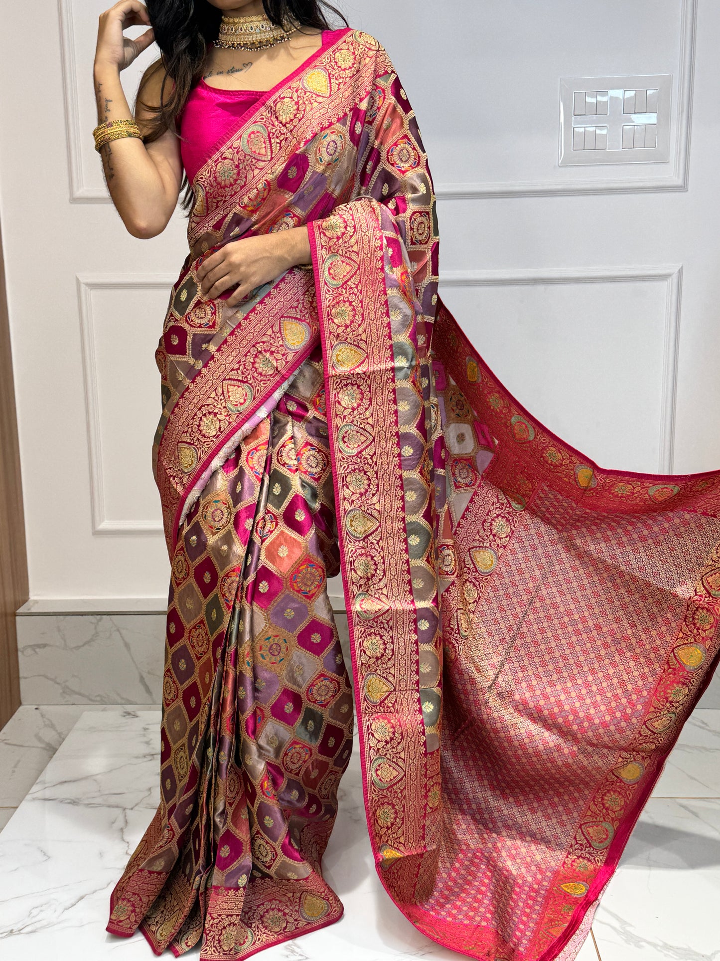 SATIN RANGKAT