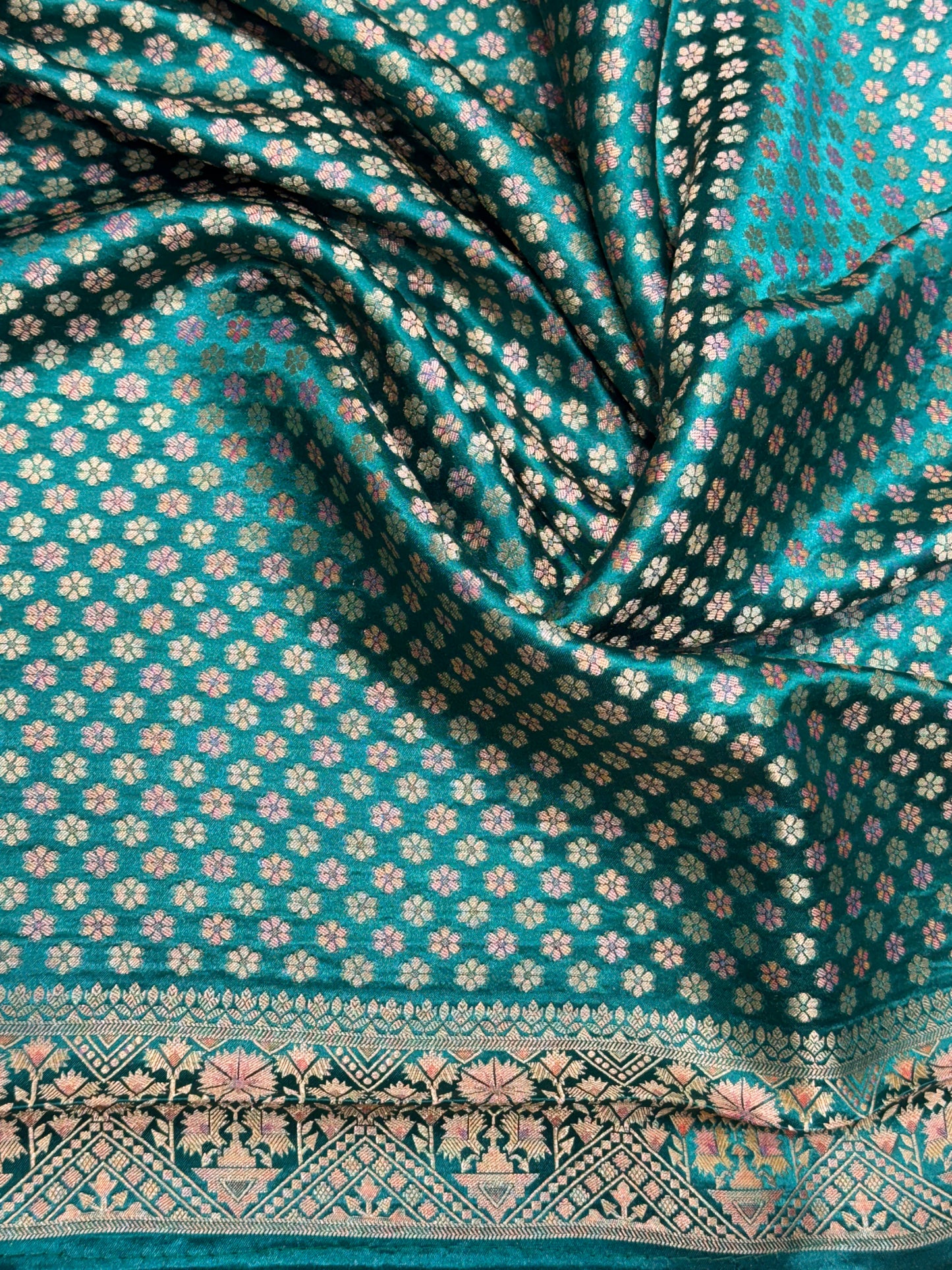 SATIN RANGKAT