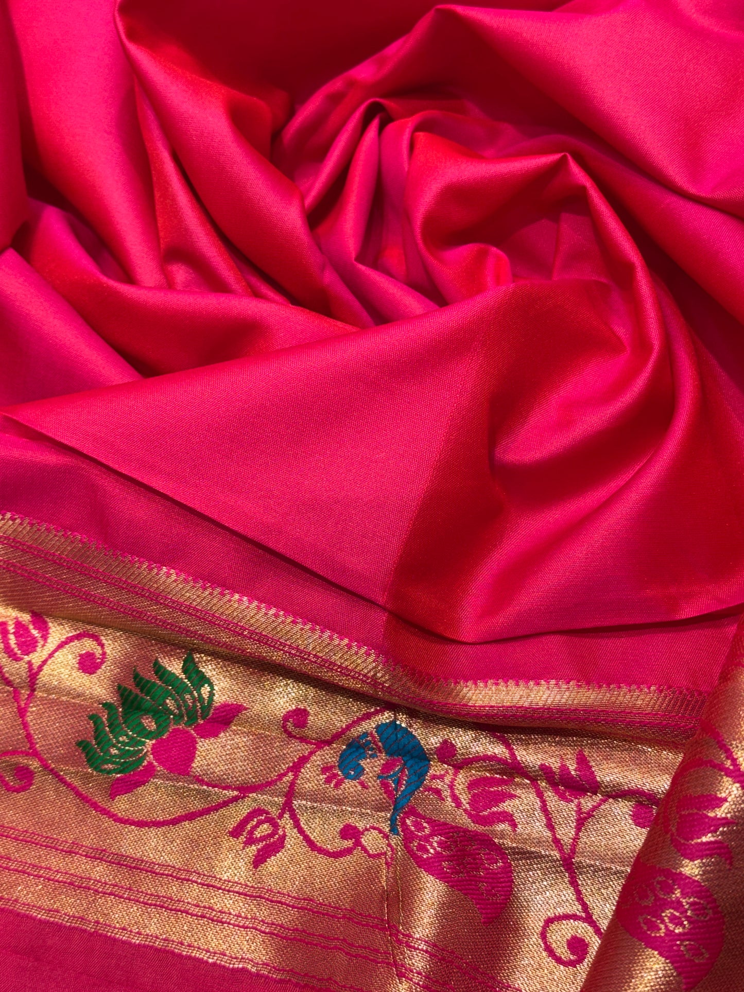 TISSUE PAITHANI