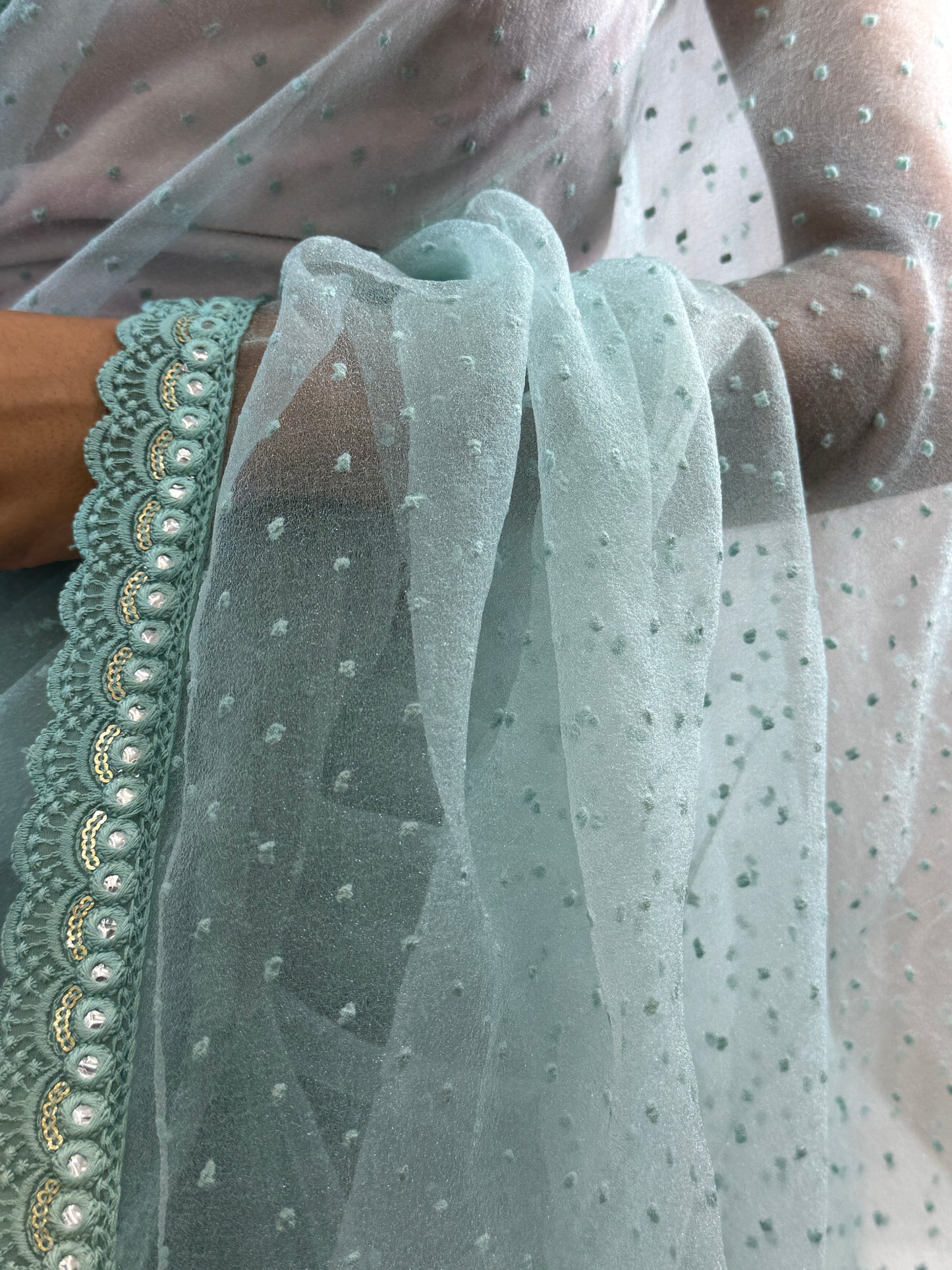 TISSUE ORGANZA
