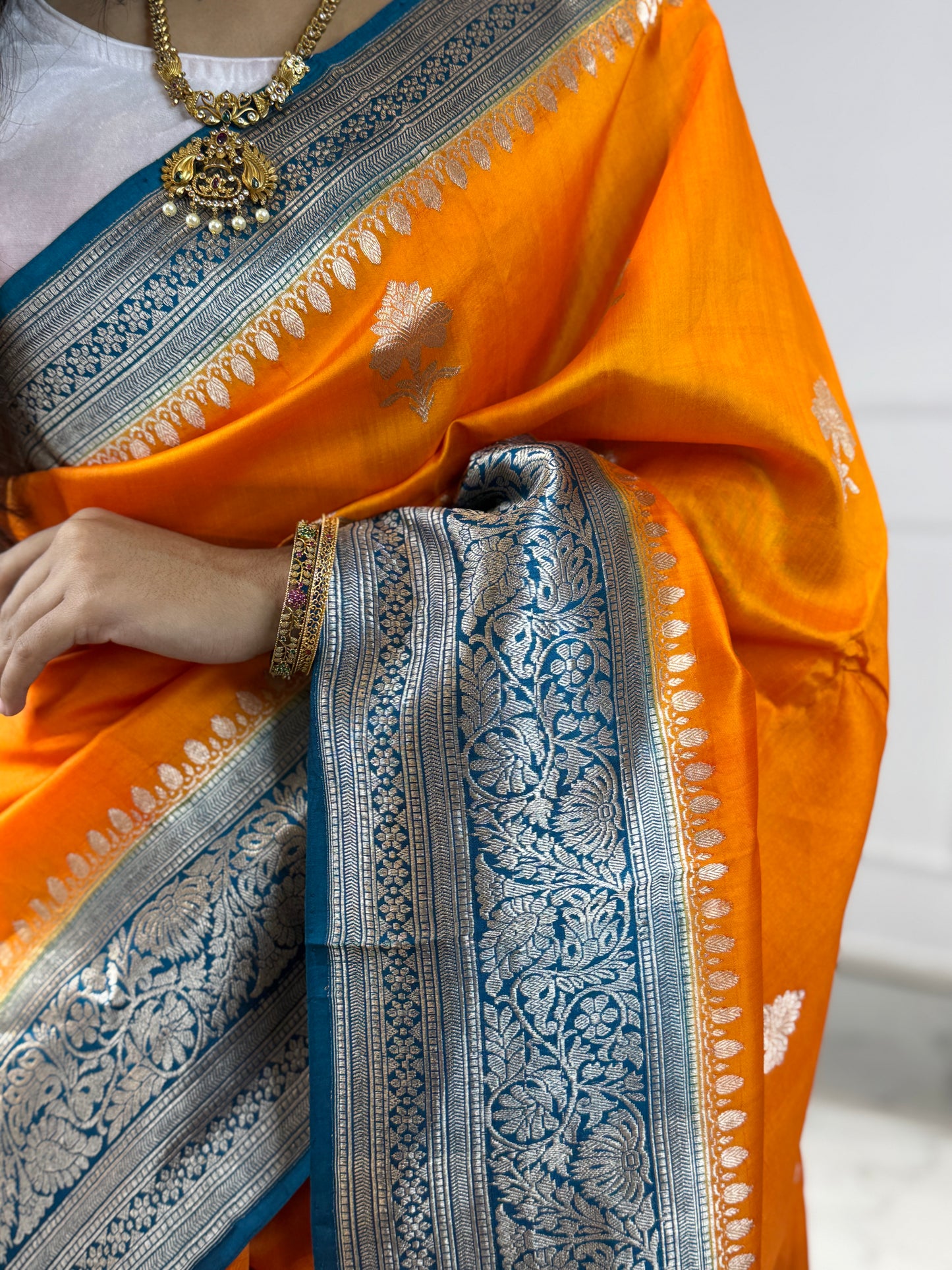 PUNA SILK